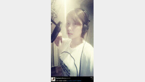 스테파니 녹음실, 8월 솔로로 컴백 “신곡 녹음 중!”