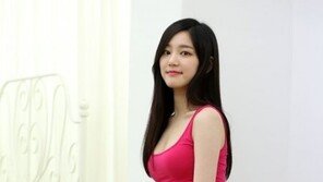 이유비 광고촬영, 한뼘 핫팬츠에 마네킹 각선미…‘탄성’