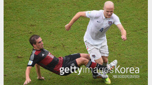‘파울 왕국’ 브라질… ‘천리마 왕국’ 미국
