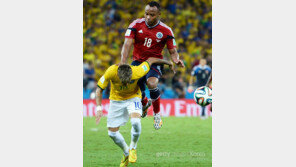 콜롬비아, 수니가 신변보호 요청…브라질 참패에 살해위협?