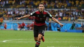 조직력과 창조성을 갖춘 ‘신형 전차군단’, 역사를 새로 쓰다