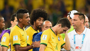 독일에 1-7 대참사…혼돈의 브라질