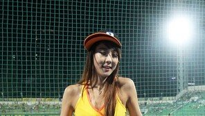 [포토] 치어리더 이연주, 파격적인 쩍벌 ‘초절정 섹시미’