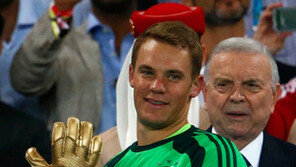 골키퍼 열전…No.1은 노이어