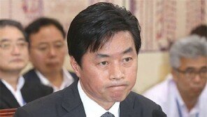 정성근 자진 사퇴 “다 설명 못하지만 물러나는 게 도리…용서를 빈다”