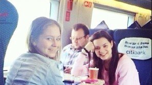 소트니코바, 동료 리프니츠카야와 함께 ‘찰칵’…일상 사진 공개