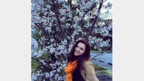 소트니코바, ‘금메달리스트’ 맞아?…점프 세 차례 모두 실패 ‘허우적’