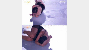 소트니코바, 점프하다 ‘엉덩방아-허우적’ 실수 연발 ‘망신’