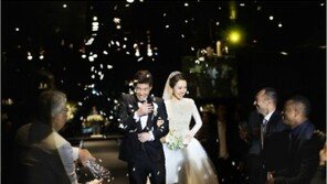 박지성 김민지 결혼식, 절친 에브라 참석…“훈훈한 미소”