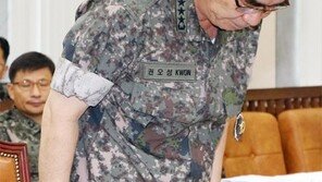 시민단체 폭로前까지 장관에도 쉬쉬… 군기 빠진 軍수뇌