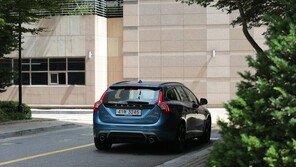 [조창현의 신차명차 시승기]볼보 V60 D4, 1000km 달린 뒤의 솔직한 장단점…