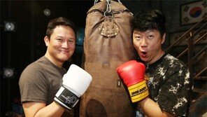 “에어컨 고장난 무대서 땀 뚝뚝… 관객 기립박수에 눈물 뚝뚝”