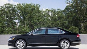 폴크스바겐, 파사트 1.8TSI 출시 “연비 11.6km/l”