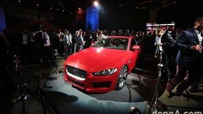 [포토]BMW 3시리즈 대항마  ‘재규어 XE’ 세계 최초 공개