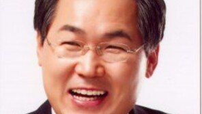 새정치 원내대표 우윤근 당선 “국민과 통하는 품위있는 야당 만들겠다”