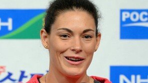 동반자와 한국 찾은 외국인 선수들