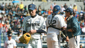 [이효봉의 눈] 첫 PS…이재학 짓누른 부담감