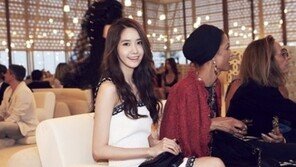 ‘룸메이트’ 윤아, 물 오른 미모에 갓세븐 잭슨 표정보니?