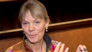 “팔찌 하나에도 의미있는 스토리 담아”