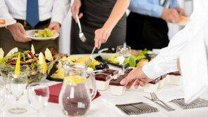 女 불편하게 하는 상견례 꼴불견 2위 ‘집안 자랑’, 1위는?