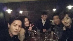 걸스데이 유라, 홍종현-이수혁-김영광 인증샷 “화기애애”