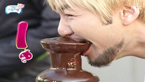 “지끈지끈~”… 편두통 유발 식품, 이것 만은 피하길!