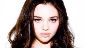 올리비아 핫세 딸… 검정 시스루 속옷에 비치는 속살 ‘눈길’