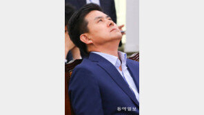 돌출행동 하루만에… 김태호 “최고위원 사퇴철회 고민”