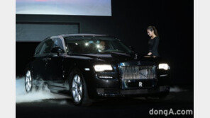 [포토]롤스로이스, 고스트 시리즈 Ⅱ “중후한 등장”