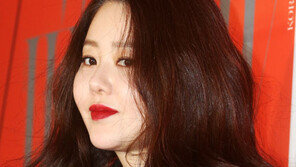 [화보] 유방암 계몽 ‘LOVE YOUR W’ 고현정, 후덕해진 모습?