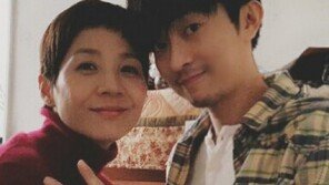 ‘5분 고백’ 윤건, 김호정과 찰칵 “누나의 눈빛에 잠시 설렜다”