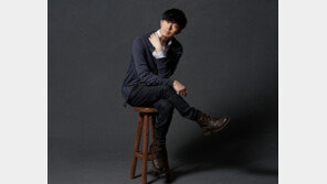 ‘5분 고백송’ 윤건, 2년 만에 연기활동 재개 ‘사랑 주파수 37.2’ 출연