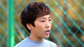 유소년 풋살팀 지도자 “경기는 못해도 좋으니 인사는 잘 하라고 가르친다”