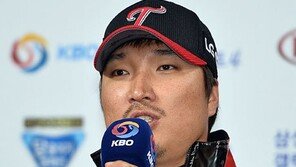 LG 이진영이 최경철 활약에 들뜬 이유