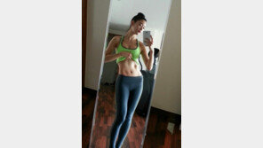 클라라, 세계에서 가장 아름다운 여성 2위… 몸매, ‘1위급’