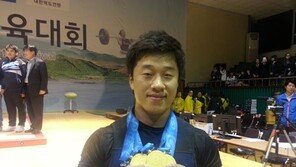 역도 사재혁 3관왕…국내무대는 비좁다