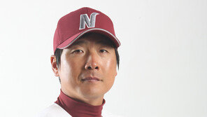 [코치스토리] 홍원기 코치 “넥센 승리의 다리 역할 해주길”