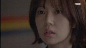 ‘오만과 편견’ 최진혁, 옛 연인 백진희에게 “제발 사라지지마” 애틋