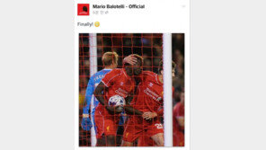 리버풀, 스완지에 2―1 역전승… 발로텔리 극적 동점골