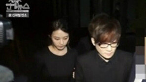 서태지 이은성 부부, 故 신해철 빈소 조문… 비통한 표정