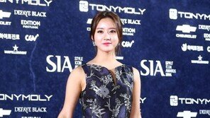 한그루, ‘SIA’ 시상식 뉴아이콘상 “‘연애 말고 결혼’으로 행복했다”