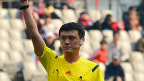 [사커토픽] 월드컵 심판 배출? 아시안컵이 첫 관문