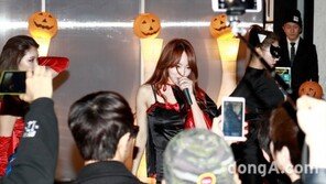 [화보] 스칼렛, 핼러윈 파티 참가…‘엉덩이 흔들어 봐’