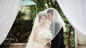 홍경민, 10세 연하 해금연주가 김유나 씨와 결혼 “한순간에 알아봤다”