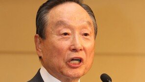 권노갑 “반기문 측근들, 野 후보로 대선 출마 타진”