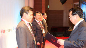 유유제약, 장수기업 포상 ‘산업장관부 장관 표창’