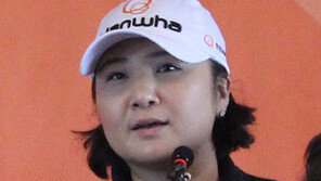 장정 은퇴 “이젠 엄마로 살 것”