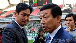 최강희 감독 “서울만 만나면 항상 꼬여”… ‘닥공’ 전북 ‘닥수’의 이유