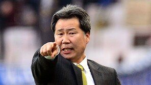 ‘프로무대 첫 해’ 조민국 감독 “승점·순위 관리 실패 아쉽다”