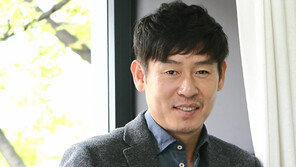 김일성에 빙의된 대역, 그 대역에 빠진 설경구